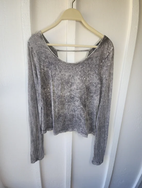 THE CLAS-SIC Gray Acid-Wash Lace-Up Back Long Sleeve Top Goth Dark Size Small - Picture 2 of 8